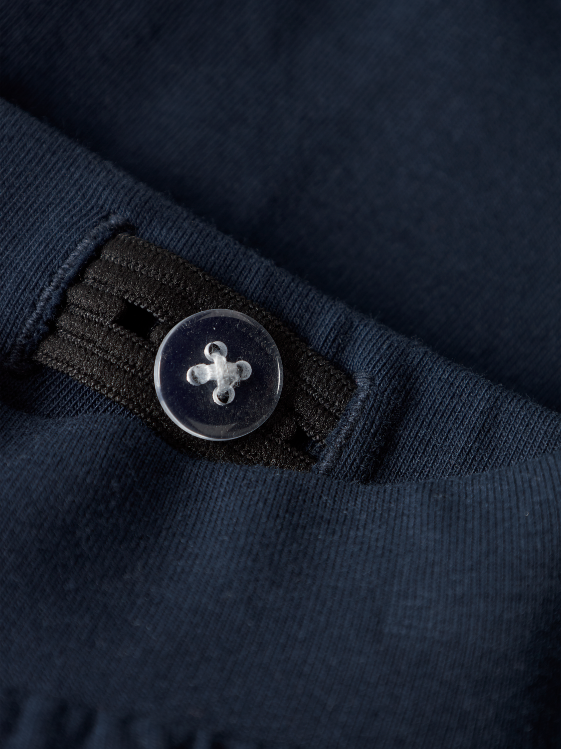 model_shot-front_full